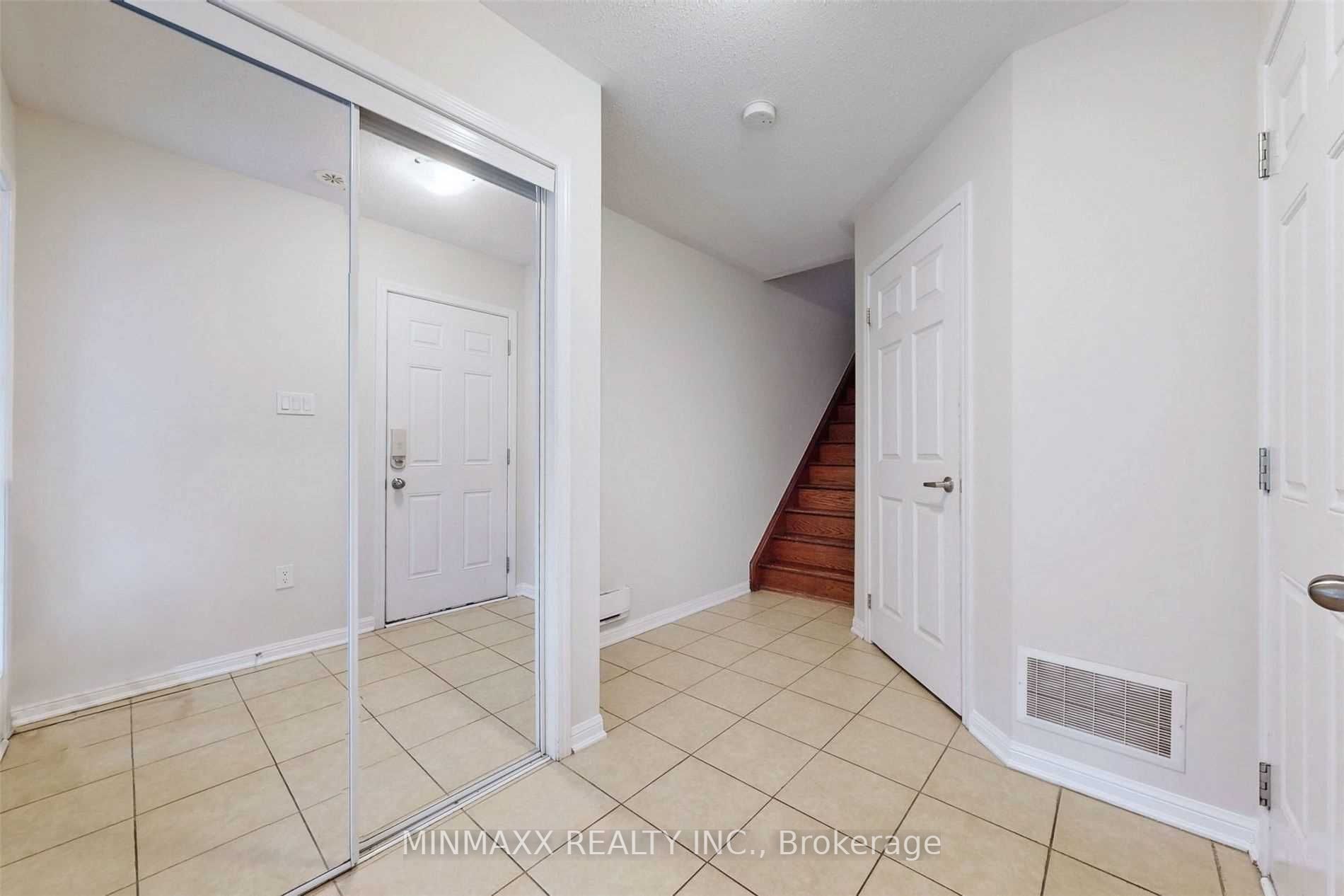 Photo 38 of 932 Nadalin Heights, Milton, Willmott — HOMEH