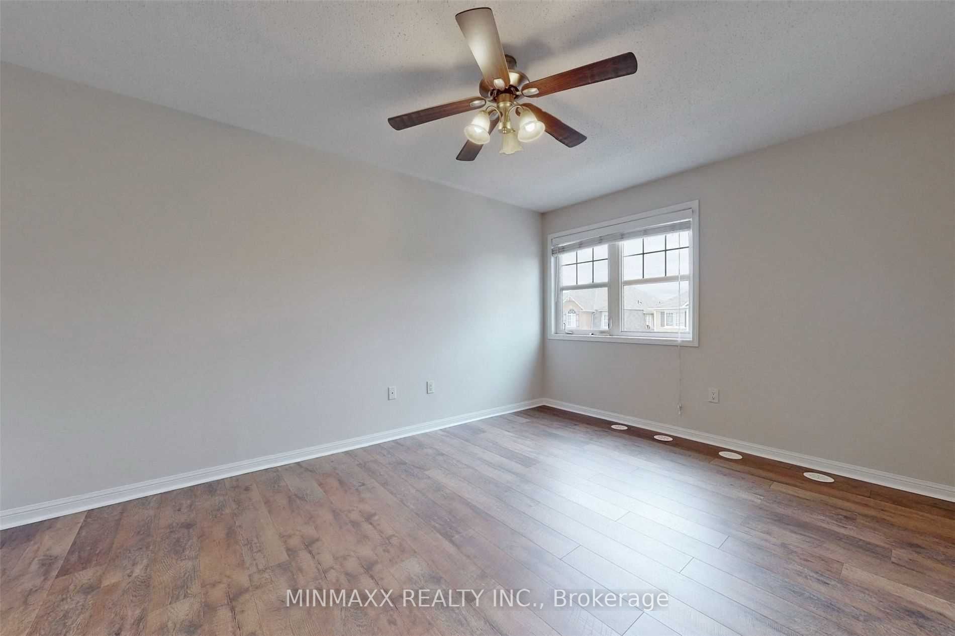 Photo 41 of 932 Nadalin Heights, Milton, Willmott — HOMEH