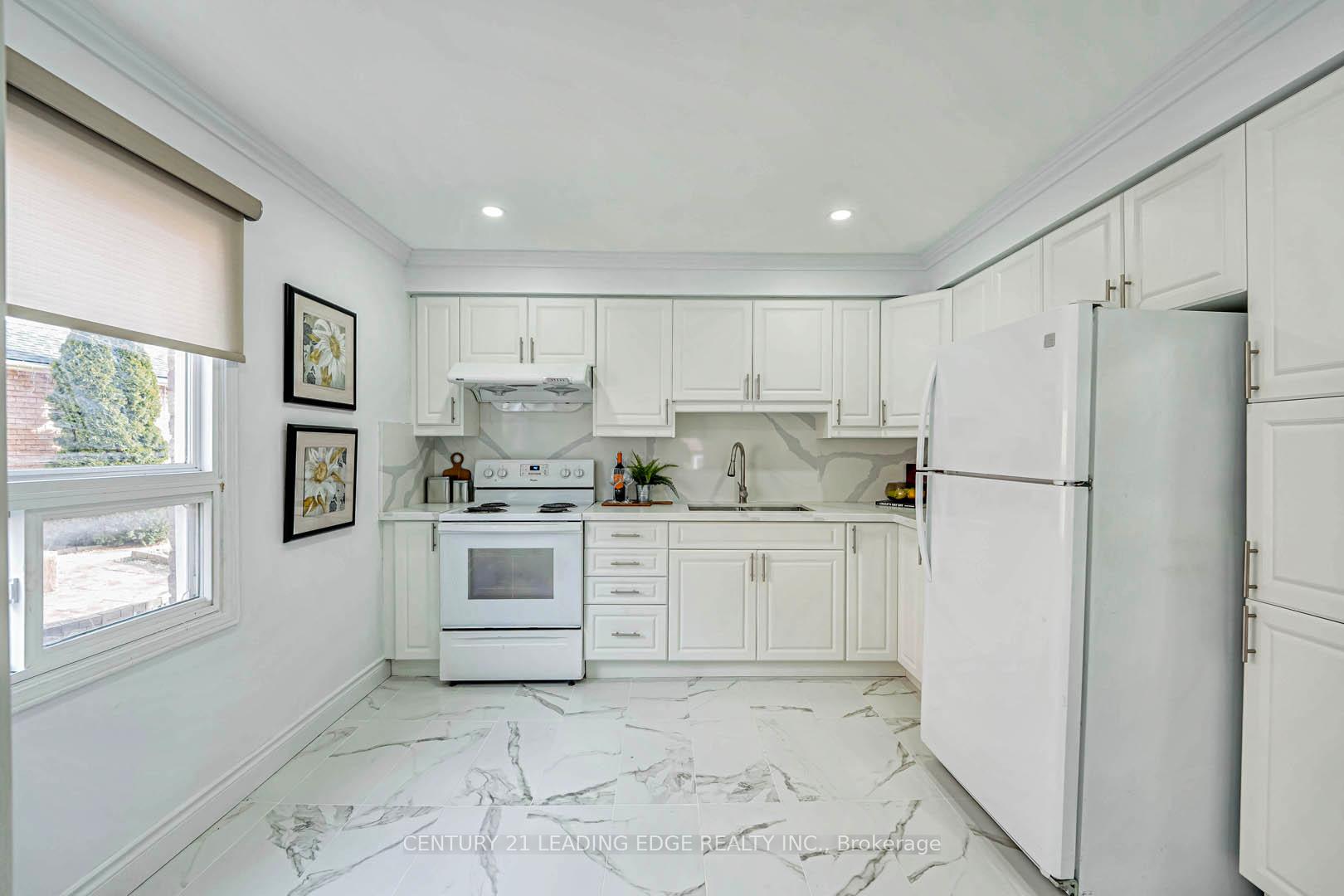 Photo 14 of 6 Rangeley Drive, Scarborough, Rouge — HOMEH
