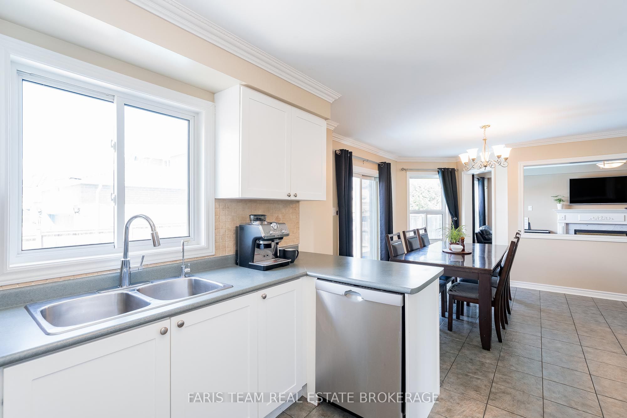 Photo 39 of 118 Esther Drive, Barrie, Painswick South — HOMEH