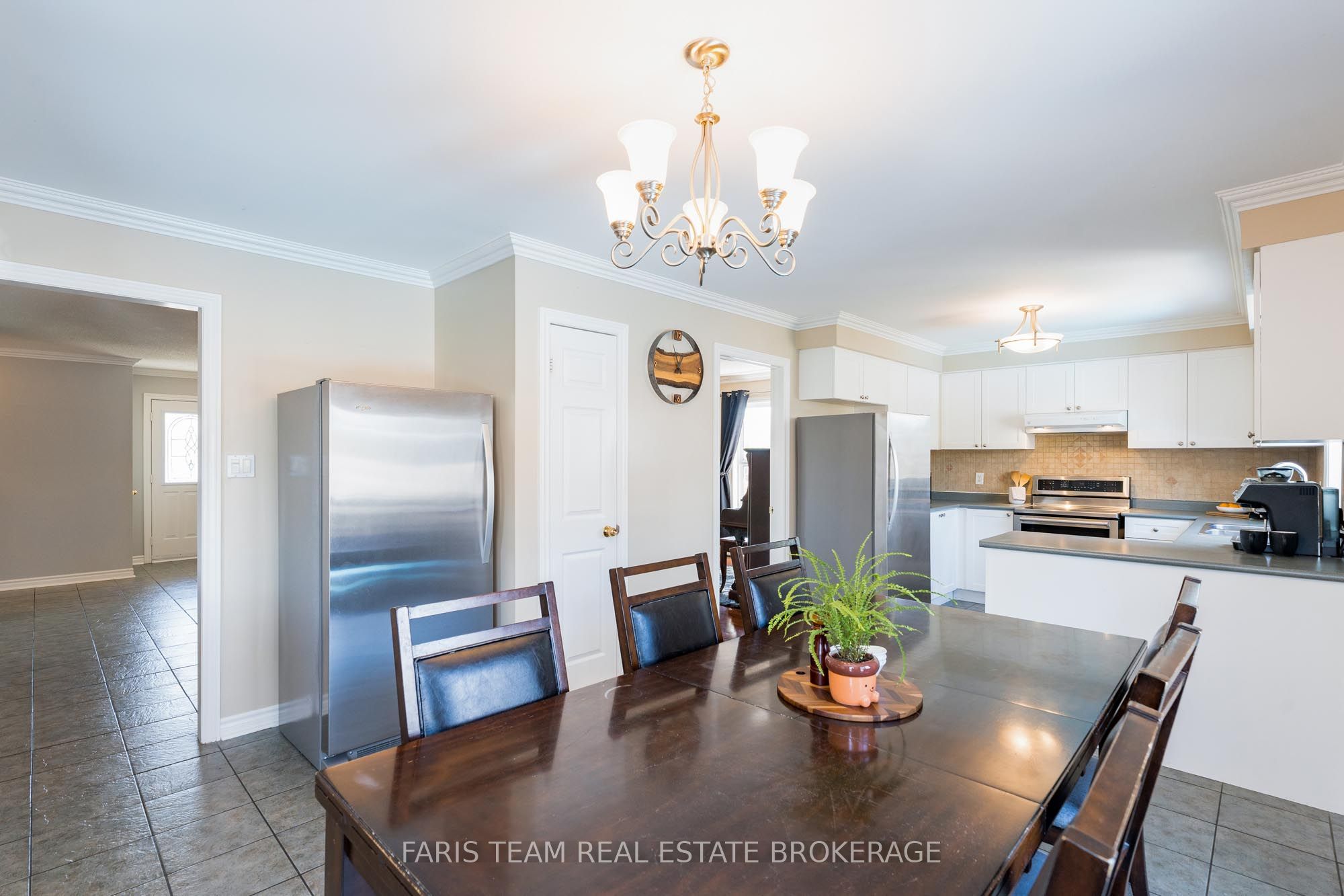 Photo 41 of 118 Esther Drive, Barrie, Painswick South — HOMEH