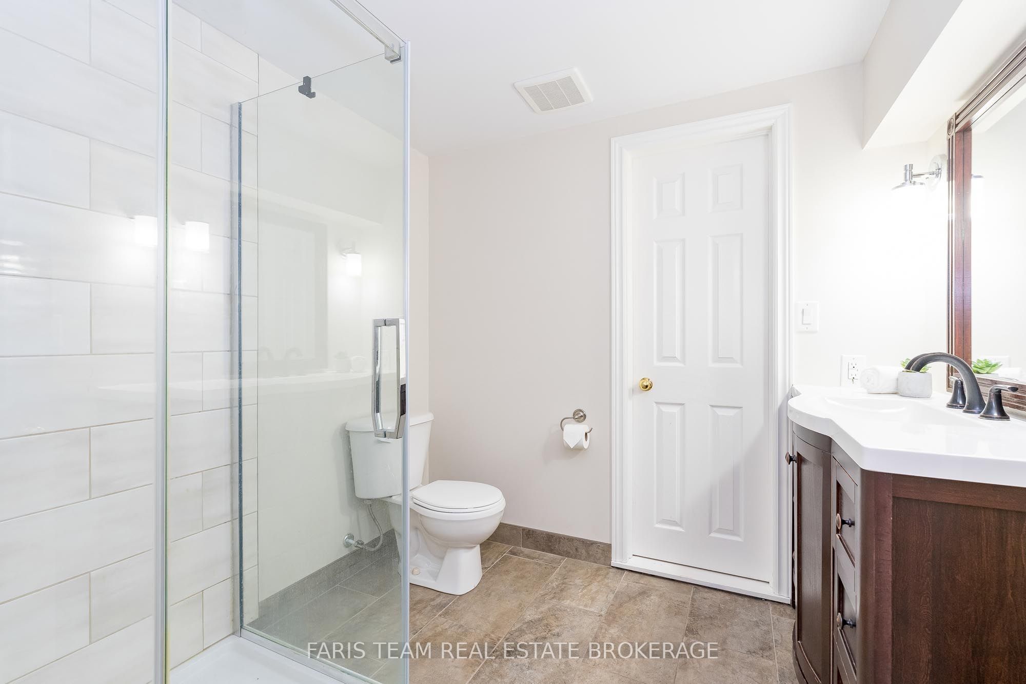 Photo 60 of 118 Esther Drive, Barrie, Painswick South — HOMEH