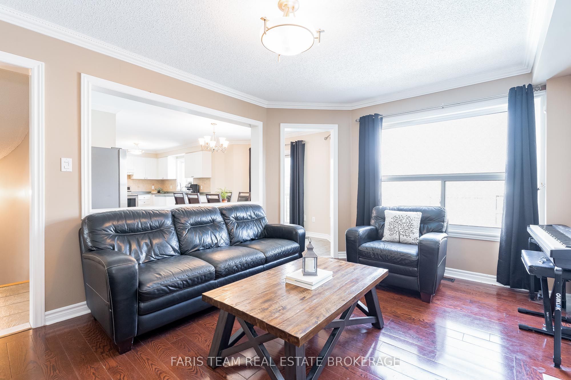 Photo 45 of 118 Esther Drive, Barrie, Painswick South — HOMEH