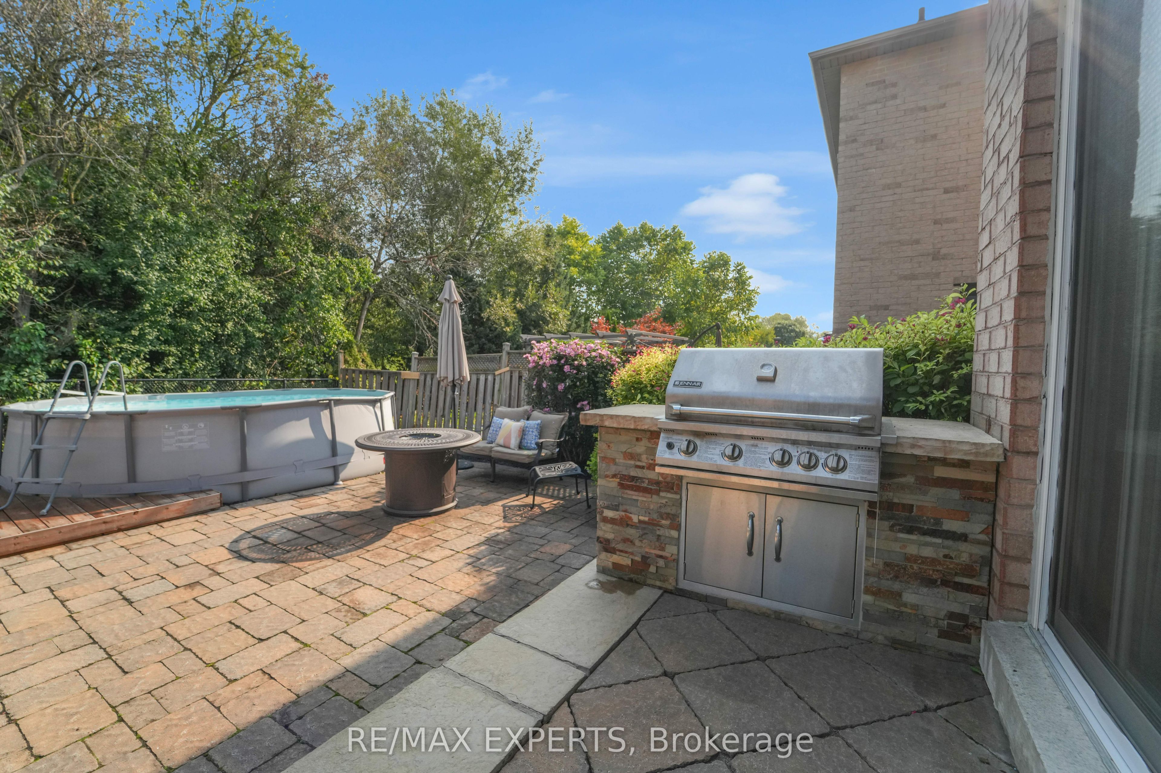 Photo 78 of 58 Bonistel Crescent, Brampton, Fletcher's Meadow — HOMEH