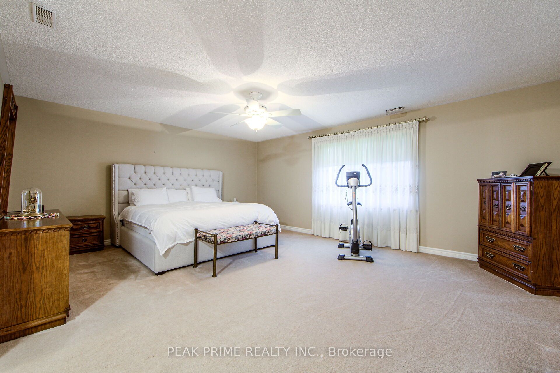 Photo 55 of 120 Bell Harbour Place, Vaughan, East Woodbridge — HOMEH