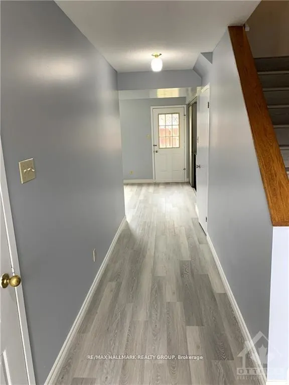 Photo 37 of 3 Black Forest Lane, Ottawa, Arbeatha Park — HOMEH