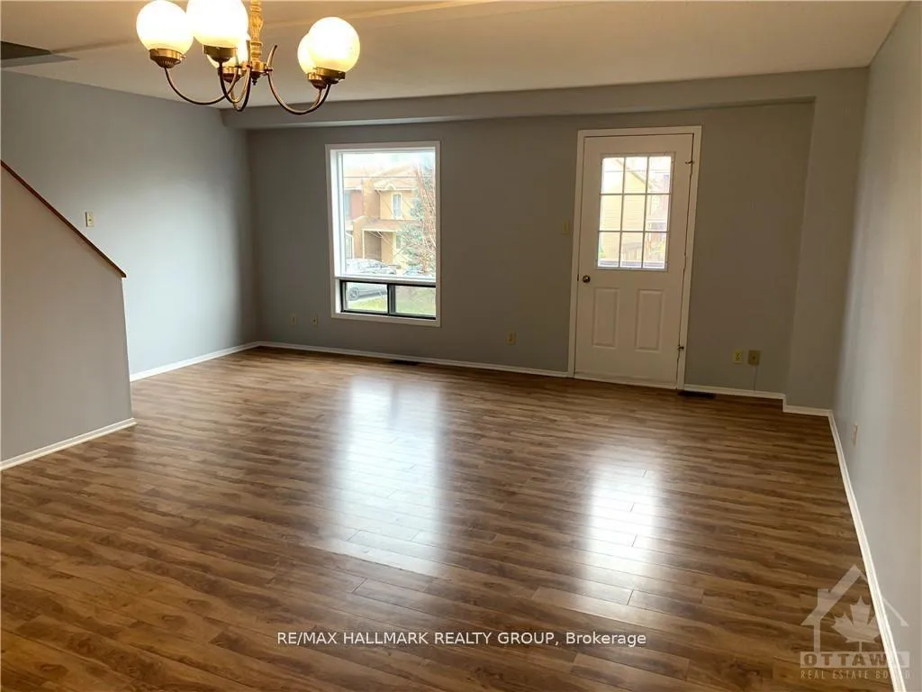 Photo 121 of 3 Black Forest Lane, Ottawa, Arbeatha Park — HOMEH
