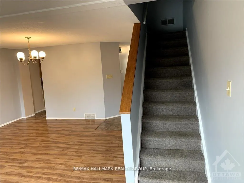 Photo 137 of 3 Black Forest Lane, Ottawa, Arbeatha Park — HOMEH