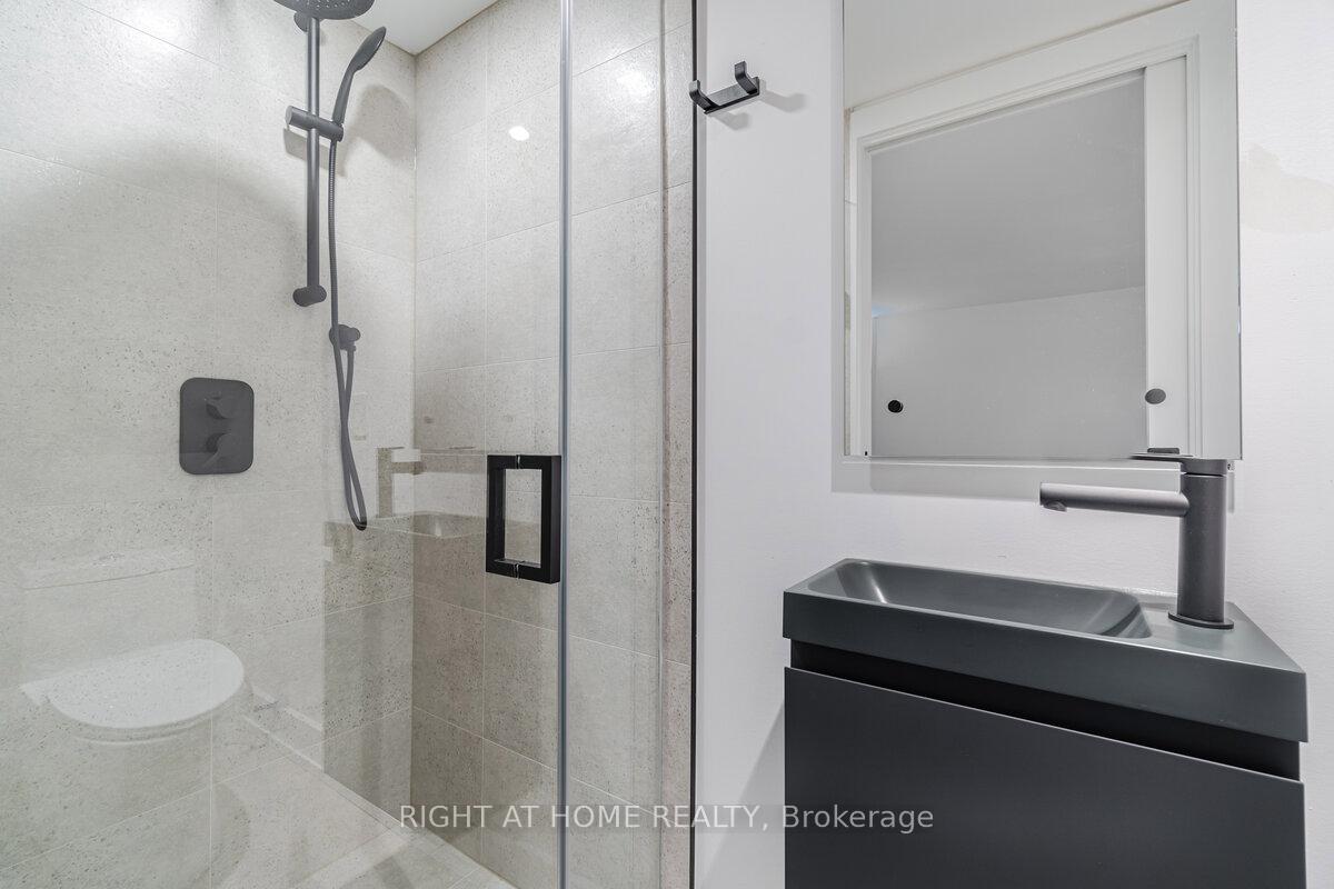 Photo 5 of Unit Basmnt, 50 Roxton Road, Toronto, Trinity-Bellwoods — HOMEH