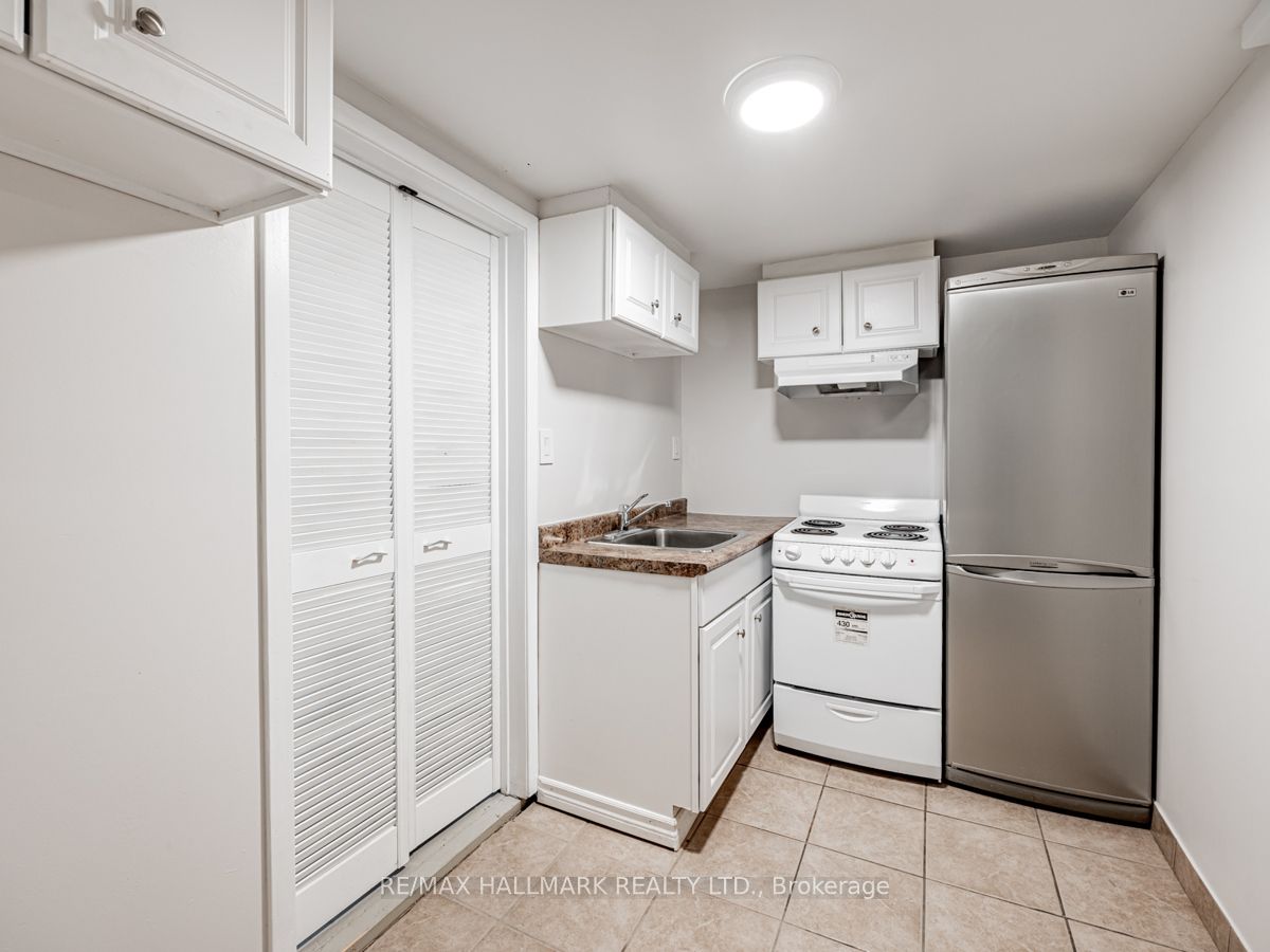 Photo 30 of 42 Parkview Hill Crescent, Toronto, O'Connor-Parkview — HOMEH