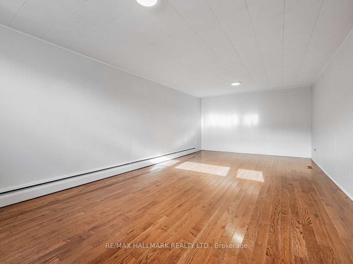Photo 25 of 42 Parkview Hill Crescent, Toronto, O'Connor-Parkview — HOMEH