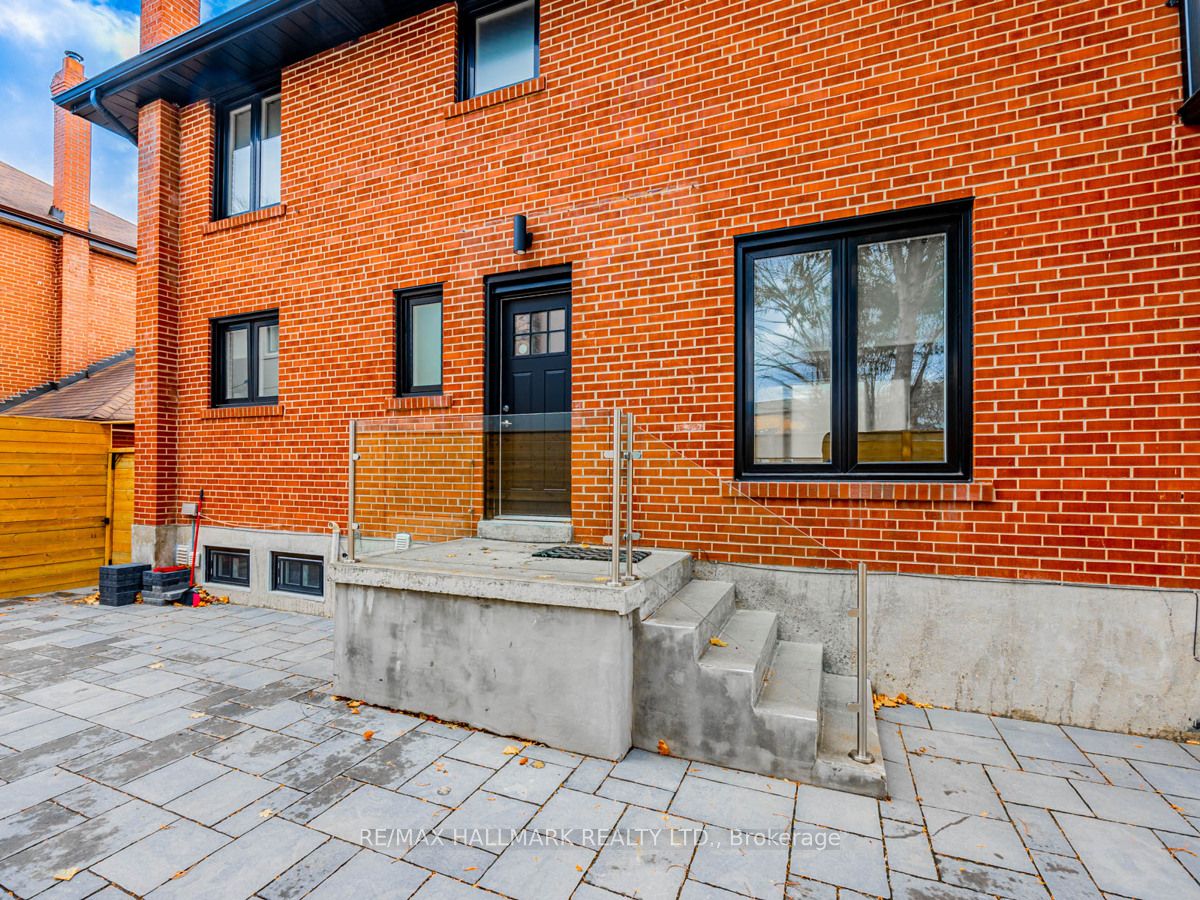Photo 36 of 42 Parkview Hill Crescent, Toronto, O'Connor-Parkview — HOMEH