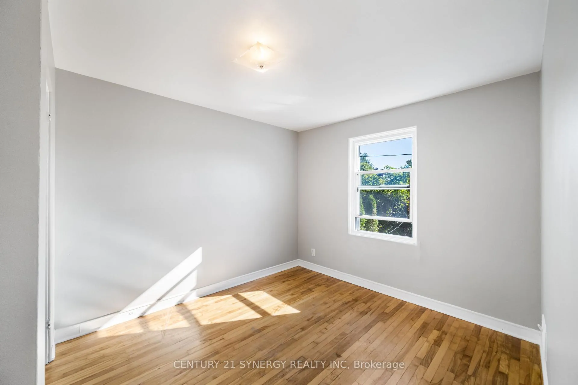 Photo 60 of 2467 Carlsen Avenue, Ottawa, Heron Park — HOMEH