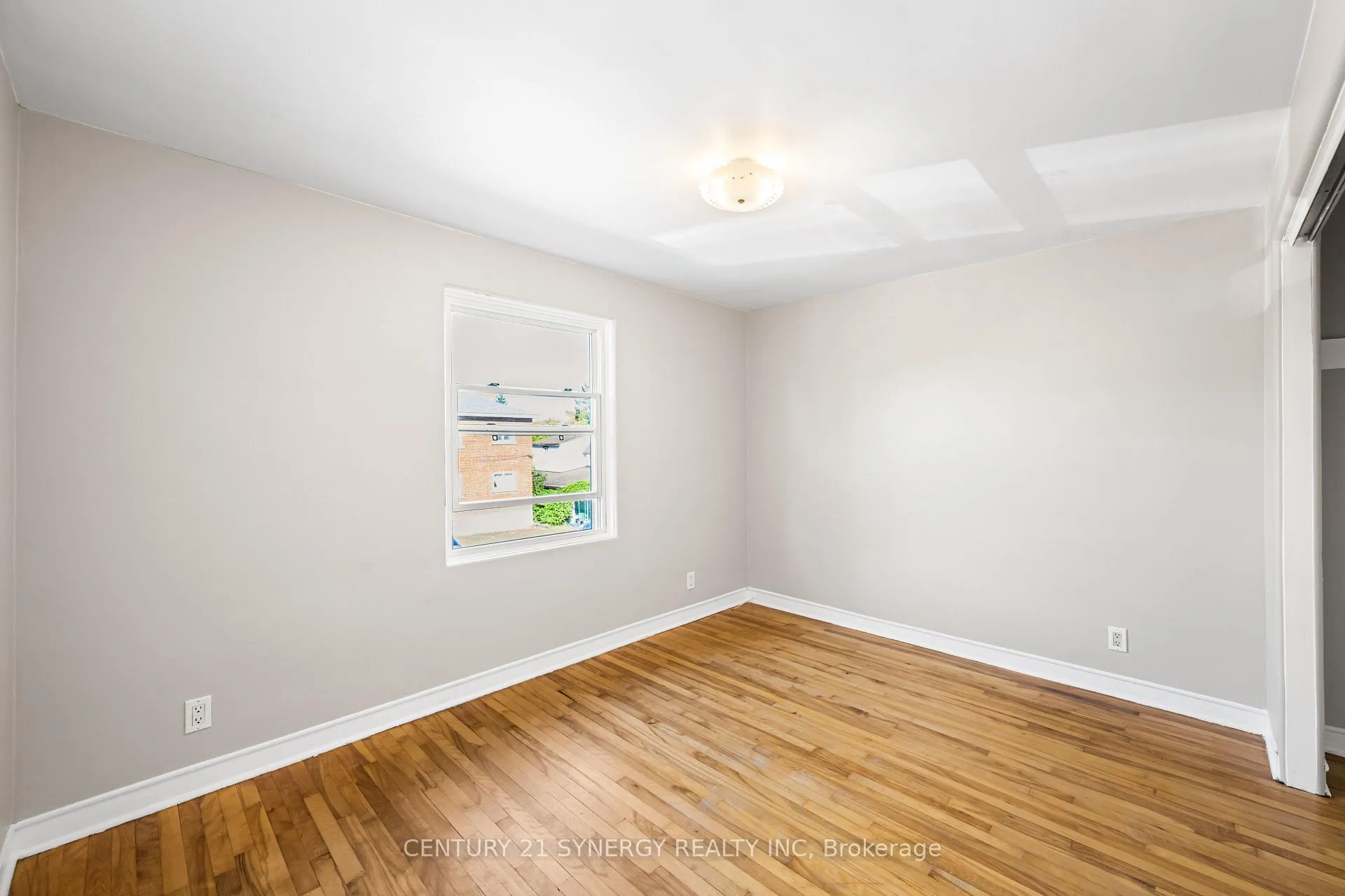 Photo 77 of 2467 Carlsen Avenue, Ottawa, Heron Park — HOMEH
