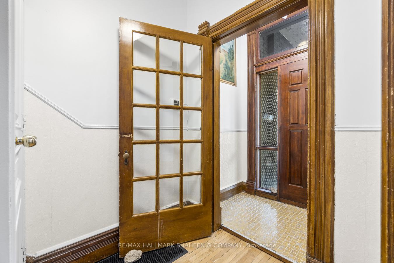Photo 4 of Unit Unit 1, 430 Euclid Avenue, Toronto, Palmerston-Little Italy — HOMEH