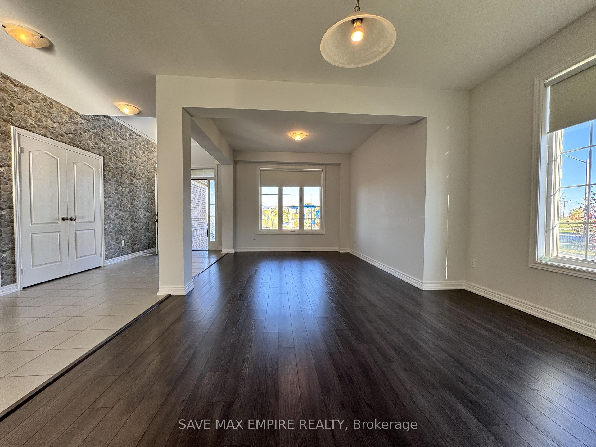 Photo 2 of 9 Sunset Way, Thorold, Rolling Meadows — HOMEH
