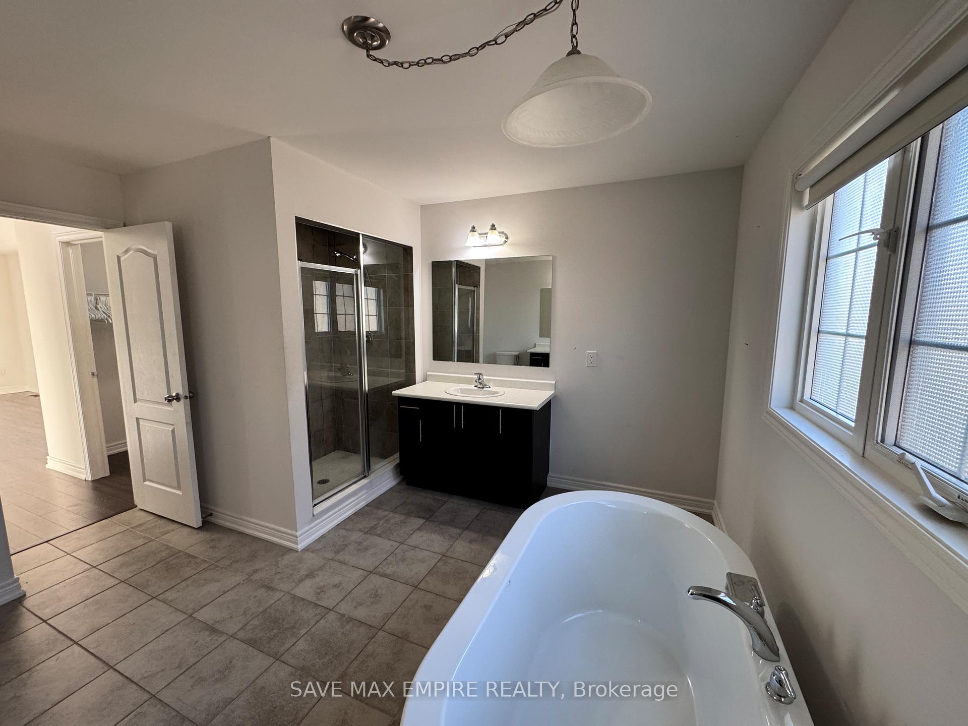 Photo 17 of 9 Sunset Way, Thorold, Rolling Meadows — HOMEH