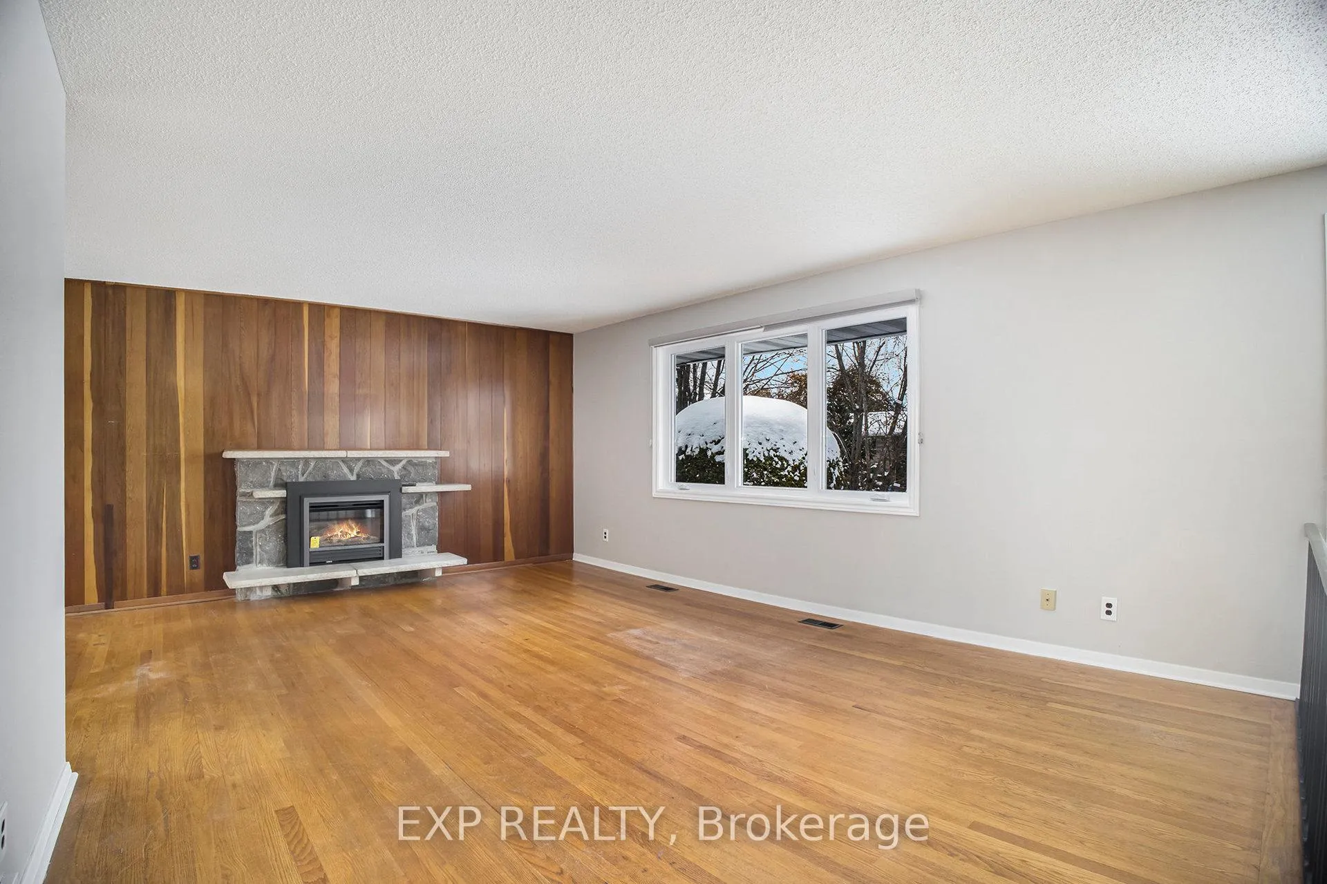 Photo 7 of 2997 Linton Road, Ottawa, Riverside Park South — HOMEH