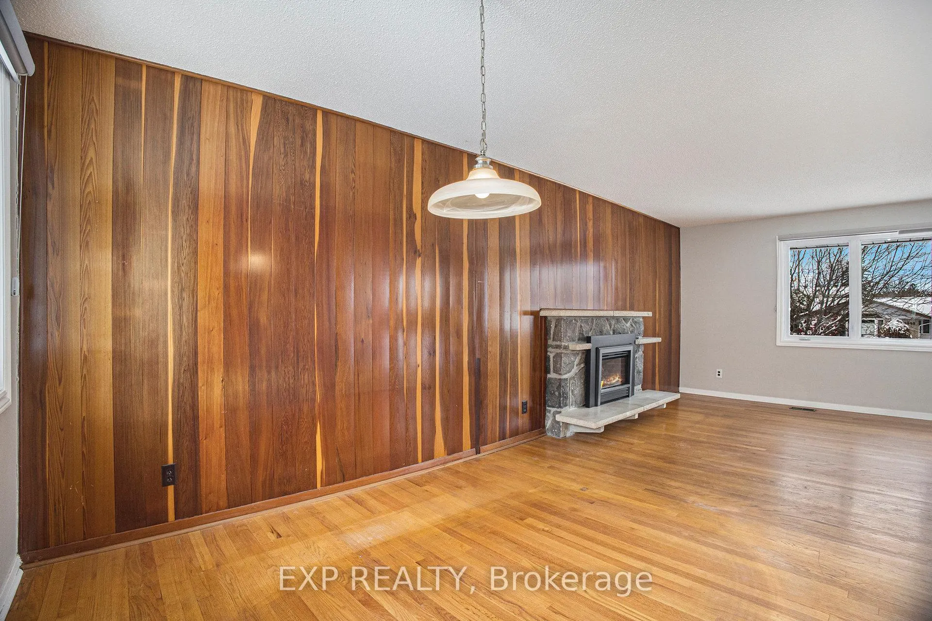 Photo 8 of 2997 Linton Road, Ottawa, Riverside Park South — HOMEH