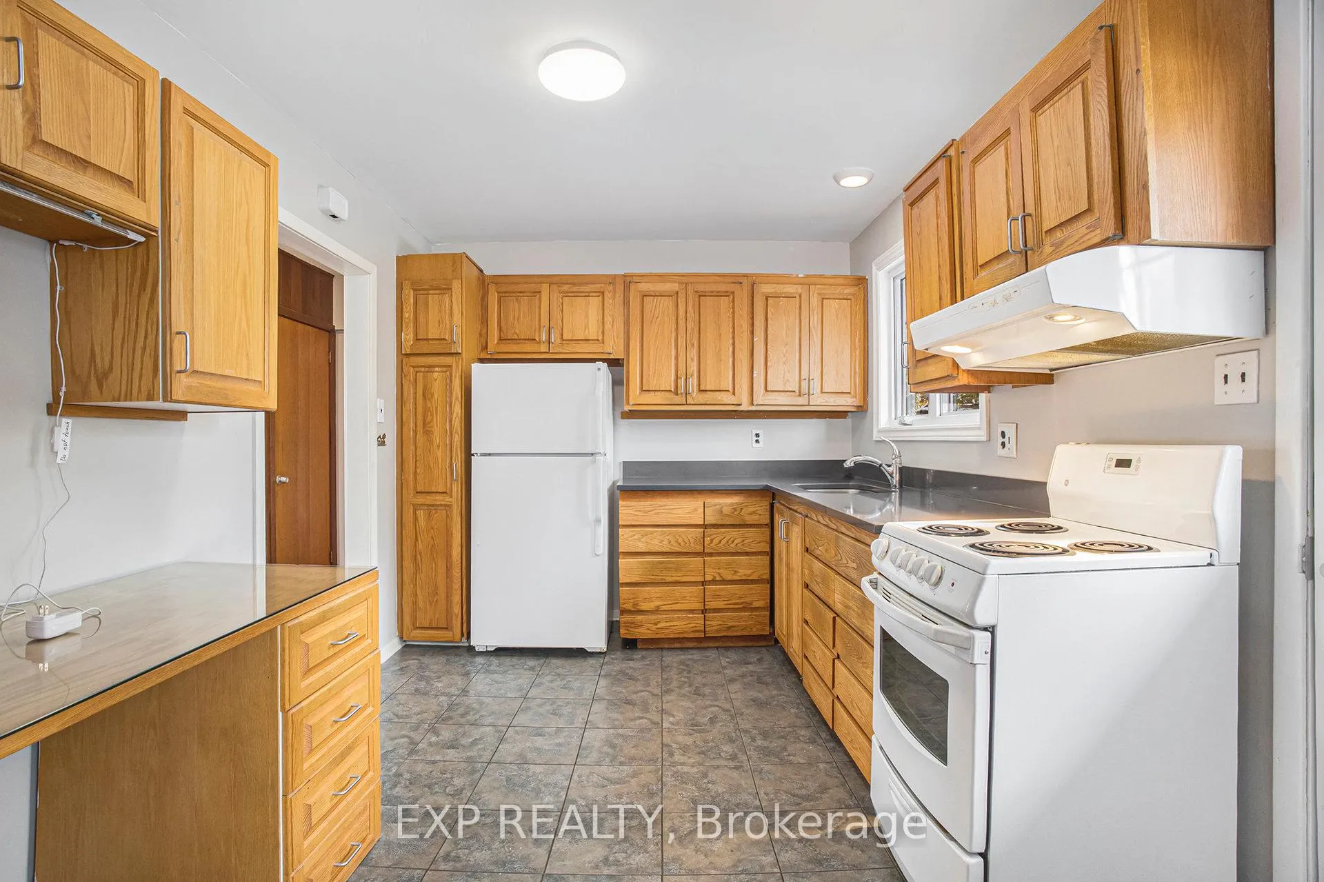 Photo 15 of 2997 Linton Road, Ottawa, Riverside Park South — HOMEH