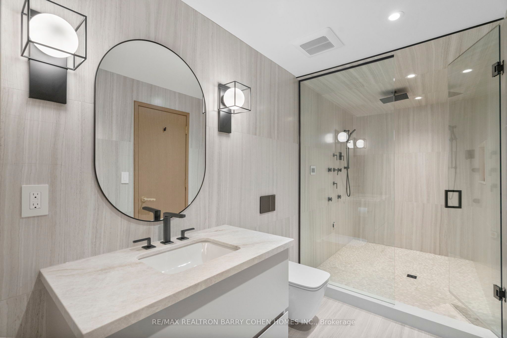 Photo 69 of 186 Pine Valley Crescent, Vaughan, East Woodbridge — HOMEH