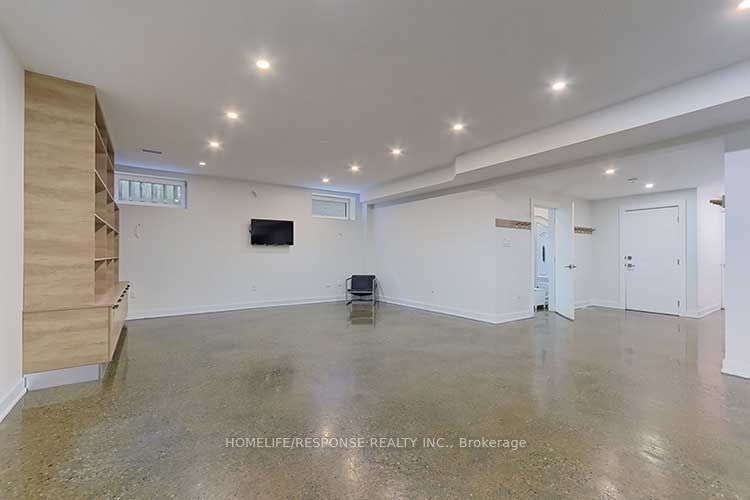Photo 49 of Unit LOWER, 69 Tilden Crescent, Etobicoke, Humber Heights — HOMEH
