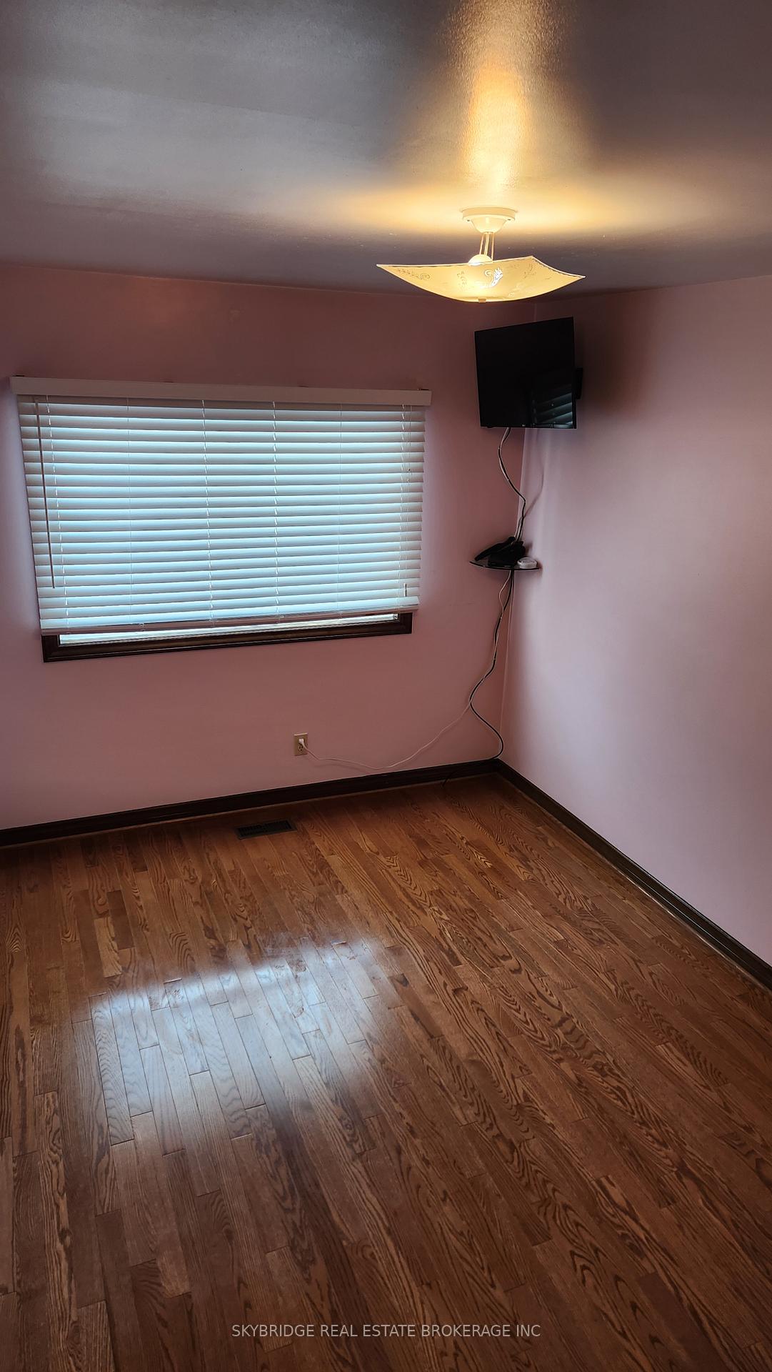 Photo 11 of 30 Forster Avenue, Thorold, Confederation Heights — HOMEH