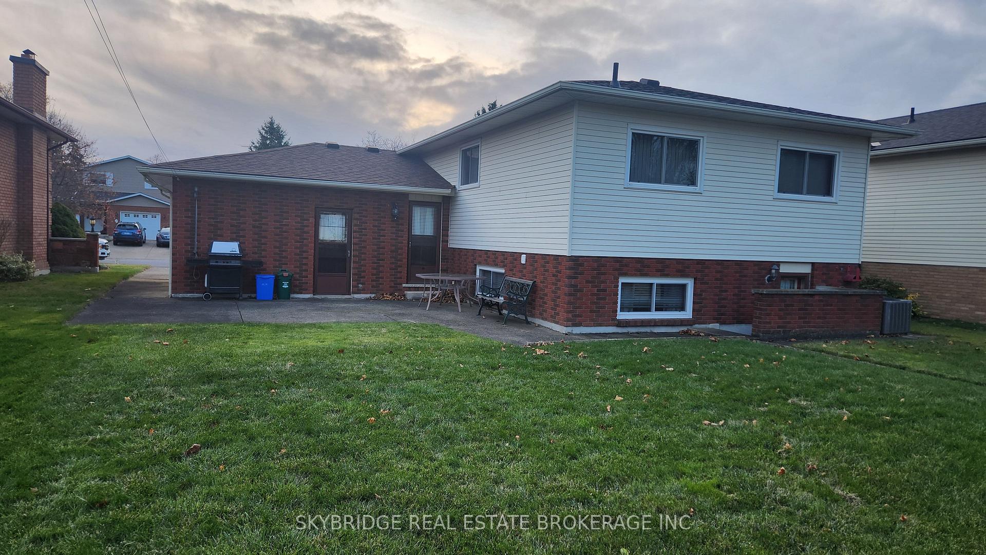 Photo 20 of 30 Forster Avenue, Thorold, Confederation Heights — HOMEH