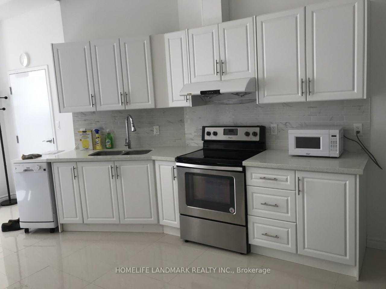 Photo 4 of Unit A, 161 Major Street, Toronto, University — HOMEH
