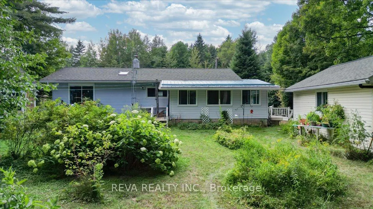 Photo 4 of 22069 Highway 41, Addington Highlands — HOMEH