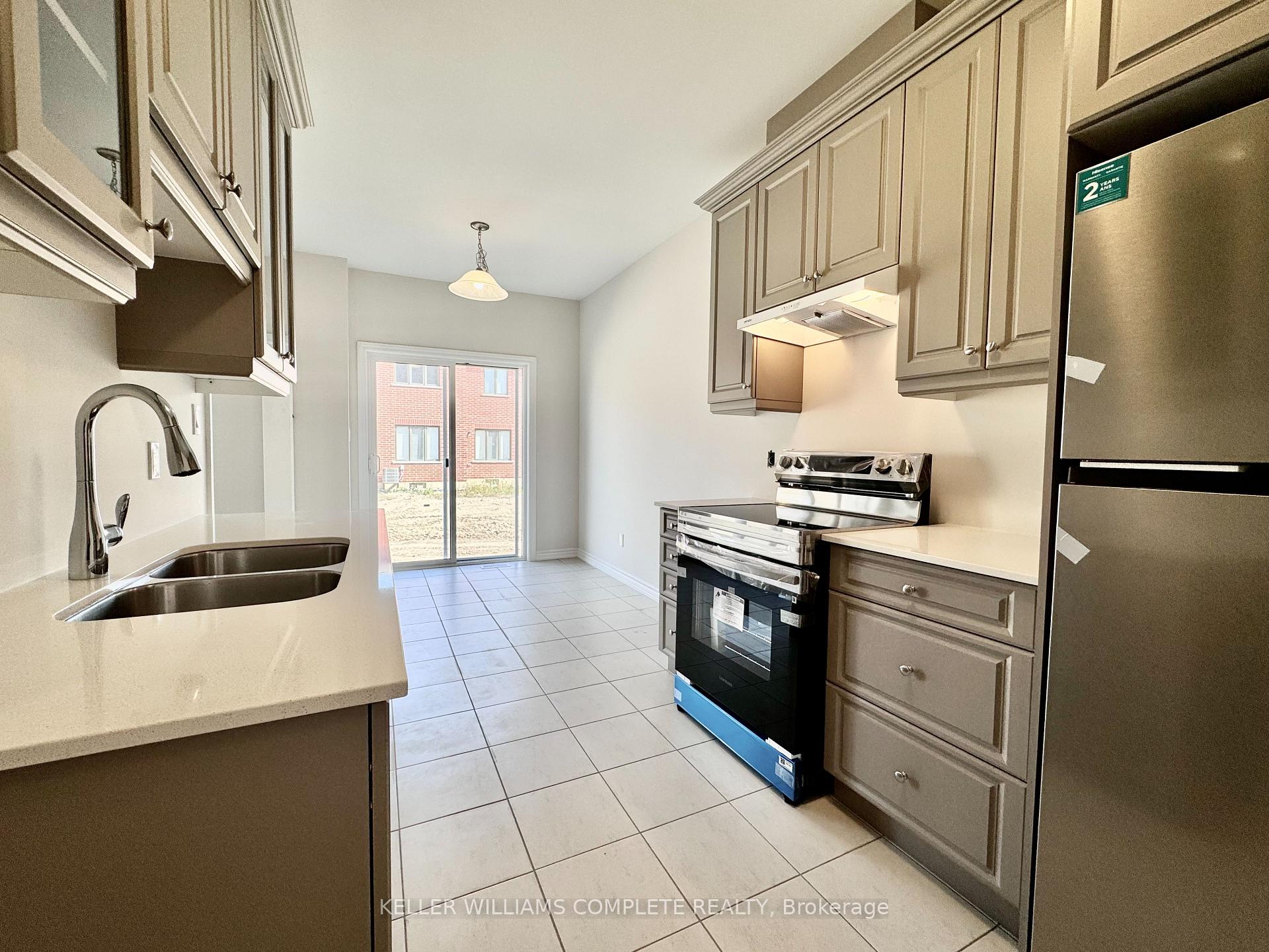 Photo 10 of 100 Baker Street, Thorold, Thorold Downtown — HOMEH