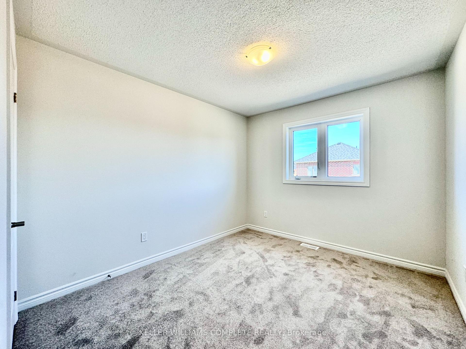 Photo 18 of 100 Baker Street, Thorold, Thorold Downtown — HOMEH