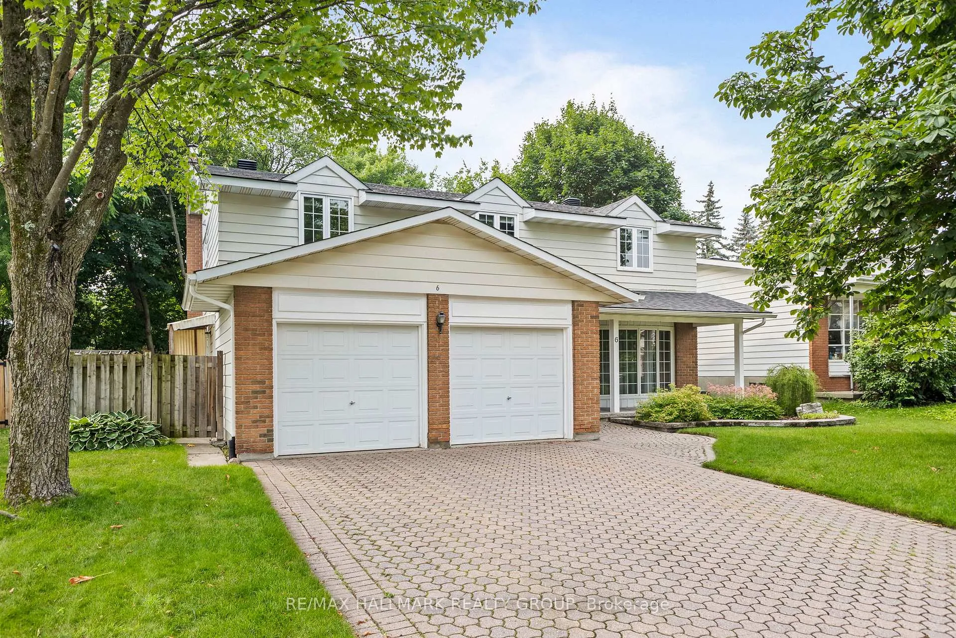 Photo 6 of 6 Centrepark Drive, Ottawa, Blackburn Hamlet — HOMEH