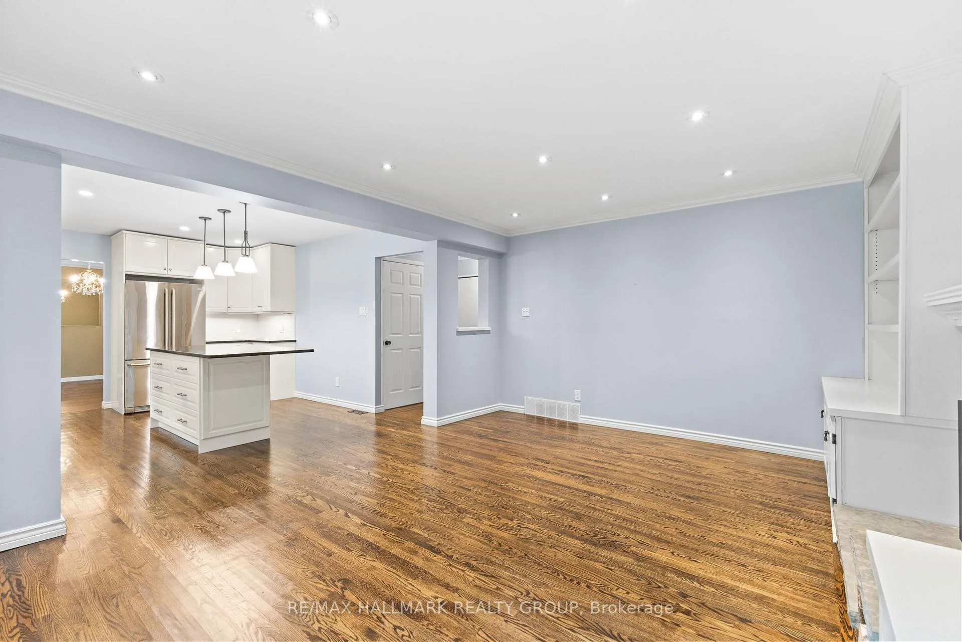 Photo 77 of 6 Centrepark Drive, Ottawa, Blackburn Hamlet — HOMEH