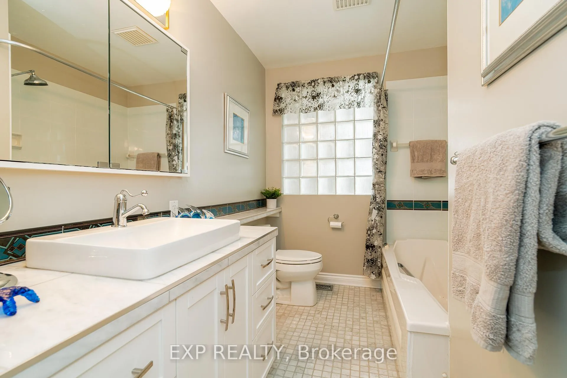 Photo 159 of 1828 Lorraine Avenue, Ottawa, Guildwood Estates - Urbandale Acres — HOMEH
