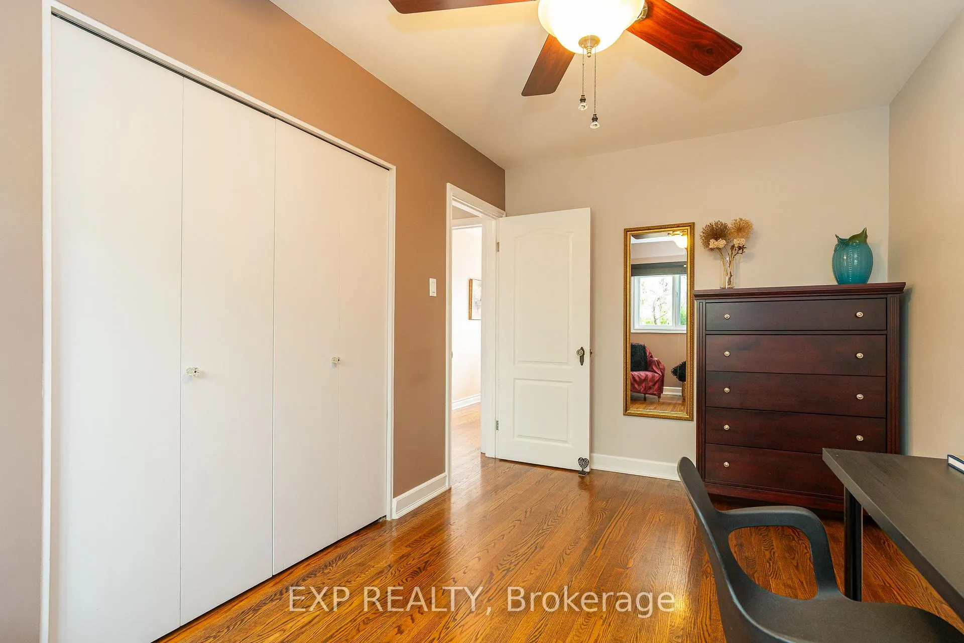 Photo 205 of 1828 Lorraine Avenue, Ottawa, Guildwood Estates - Urbandale Acres — HOMEH