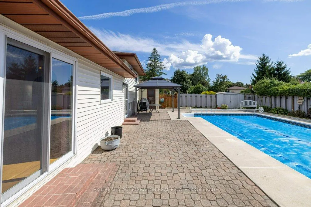 Photo 205 of 38 Thorncliffe Drive, Belleville, Belleville Ward — HOMEH