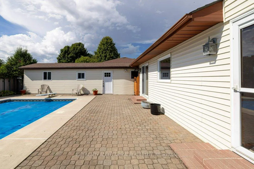 Photo 251 of 38 Thorncliffe Drive, Belleville, Belleville Ward — HOMEH