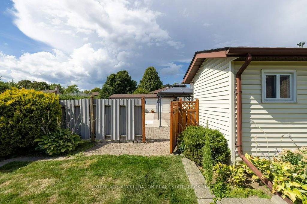 Photo 264 of 38 Thorncliffe Drive, Belleville, Belleville Ward — HOMEH