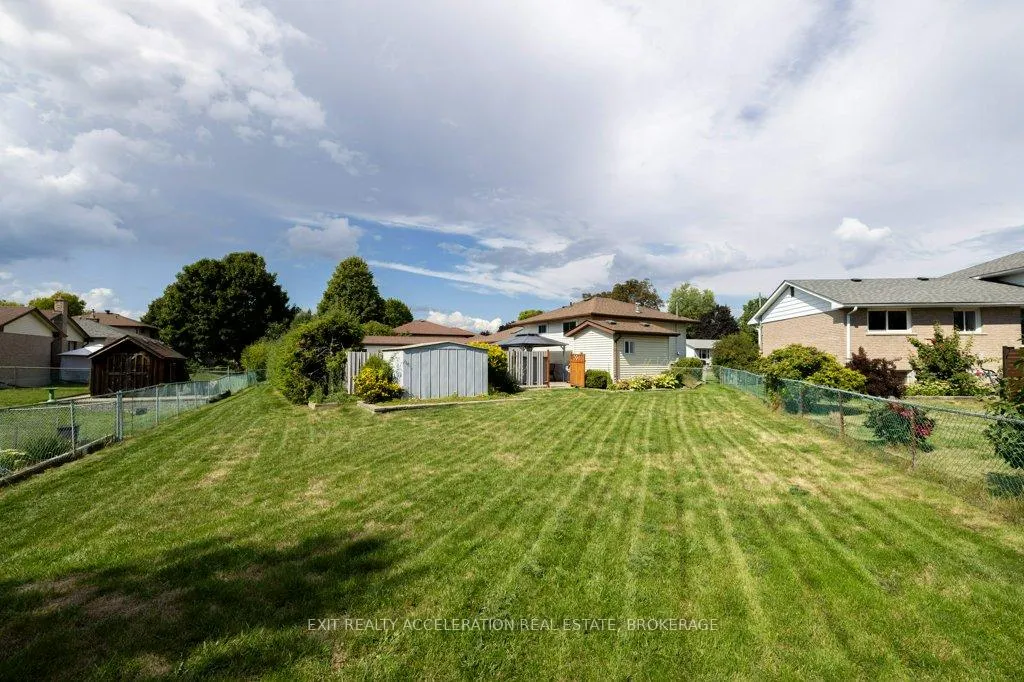 Photo 290 of 38 Thorncliffe Drive, Belleville, Belleville Ward — HOMEH
