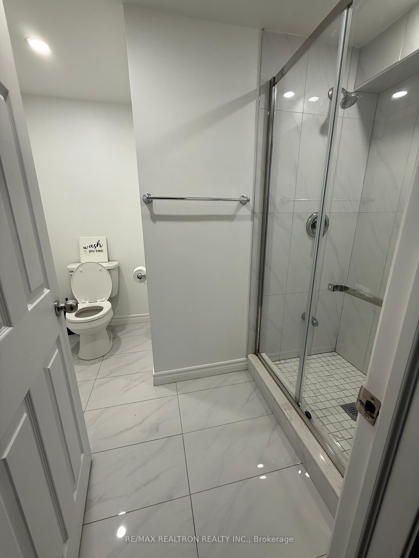 Photo 5 of 129 Gennela Square, Scarborough, Rouge — HOMEH
