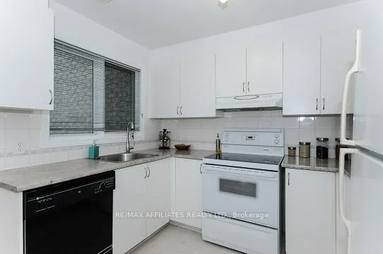 Photo 64 of 1664 Locksley Lane, Ottawa, Beaconwood — HOMEH
