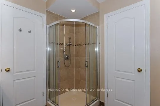 Photo 194 of 1664 Locksley Lane, Ottawa, Beaconwood — HOMEH