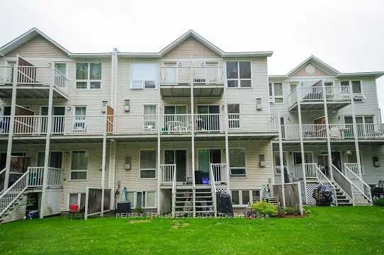 Photo 235 of 1664 Locksley Lane, Ottawa, Beaconwood — HOMEH