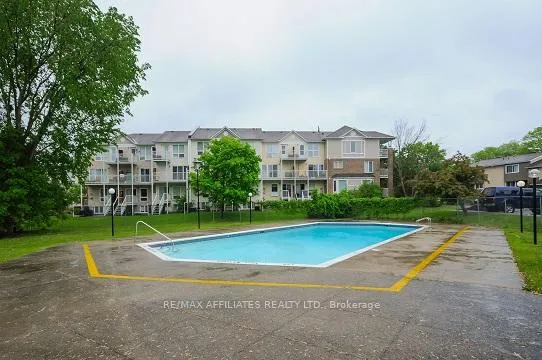 Photo 260 of 1664 Locksley Lane, Ottawa, Beaconwood — HOMEH