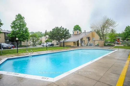 Photo 265 of 1664 Locksley Lane, Ottawa, Beaconwood — HOMEH