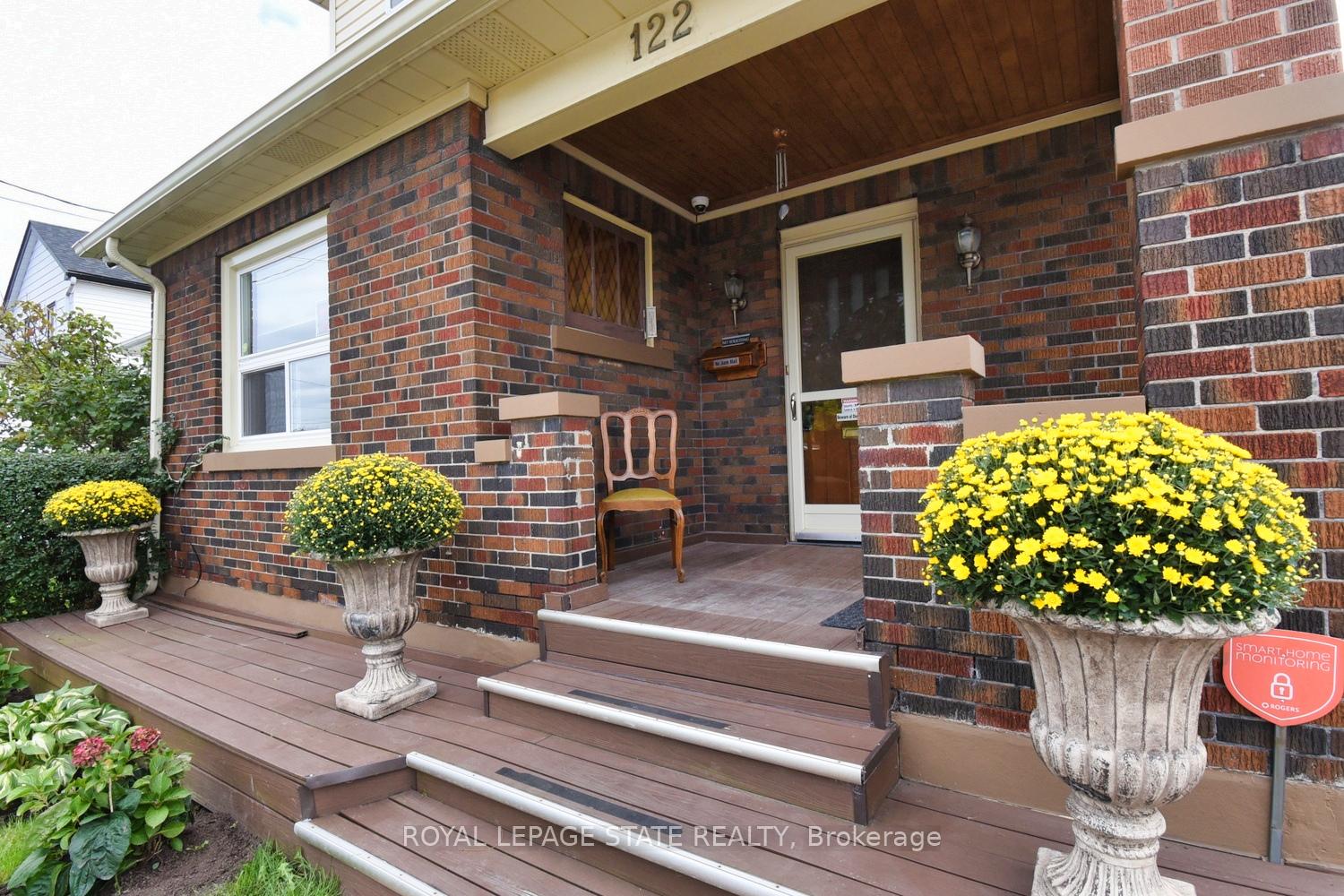 Photo 2 of 122 Clara Street, Thorold, Allanburg/Thorold South — HOMEH