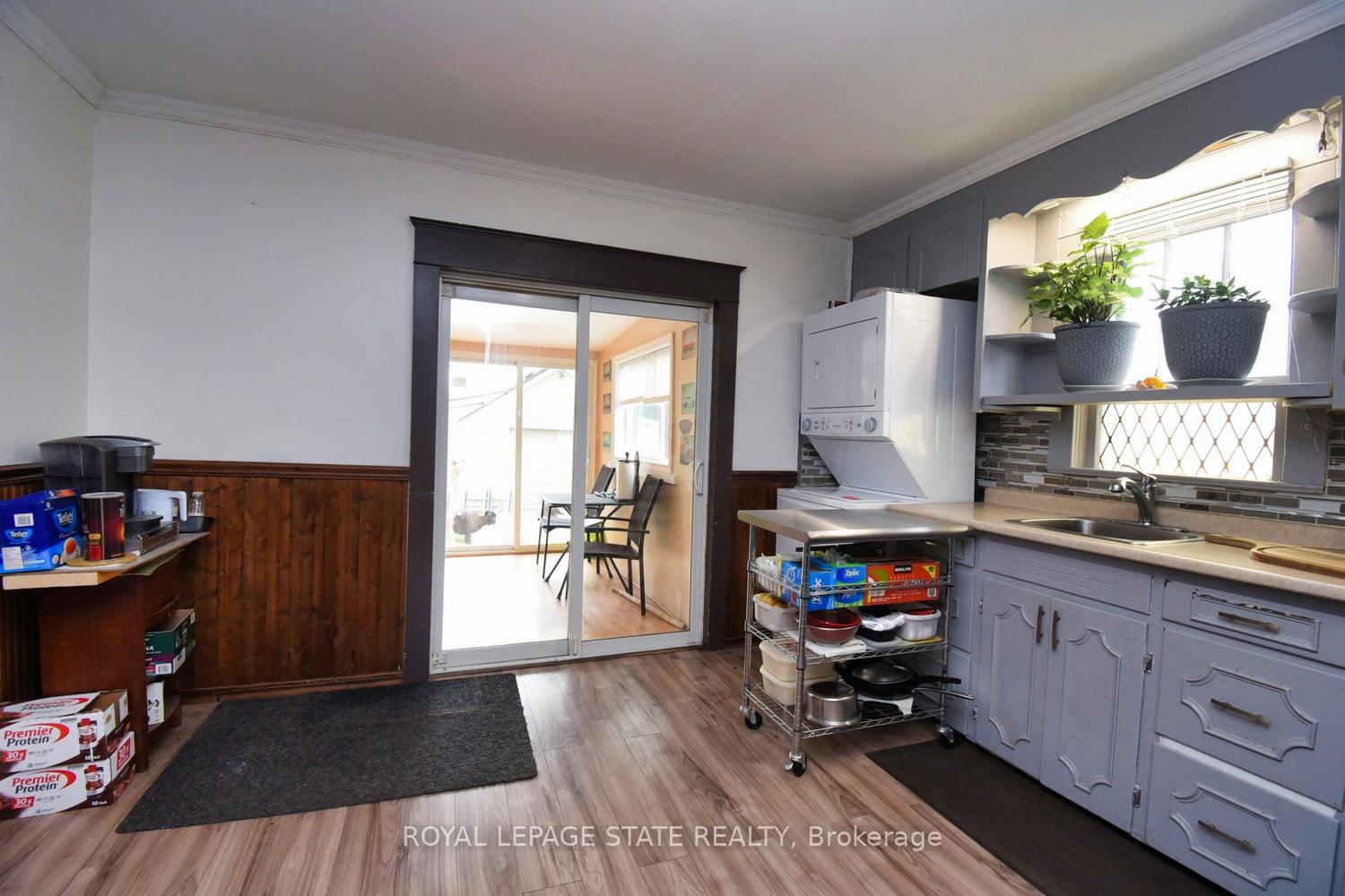 Photo 14 of 122 Clara Street, Thorold, Allanburg/Thorold South — HOMEH