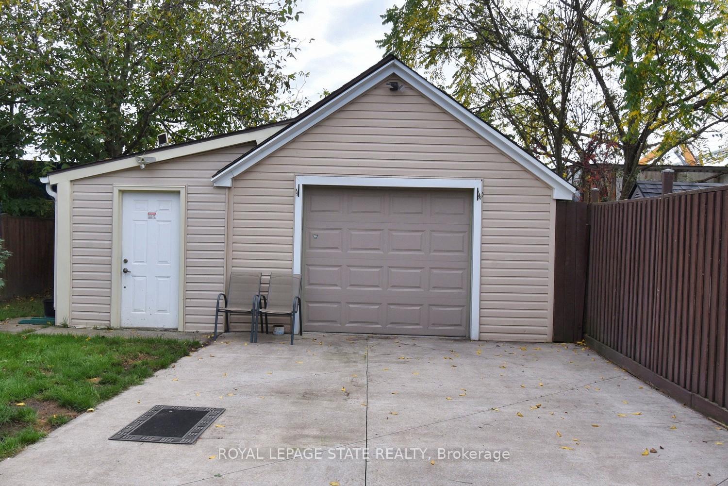 Photo 25 of 122 Clara Street, Thorold, Allanburg/Thorold South — HOMEH