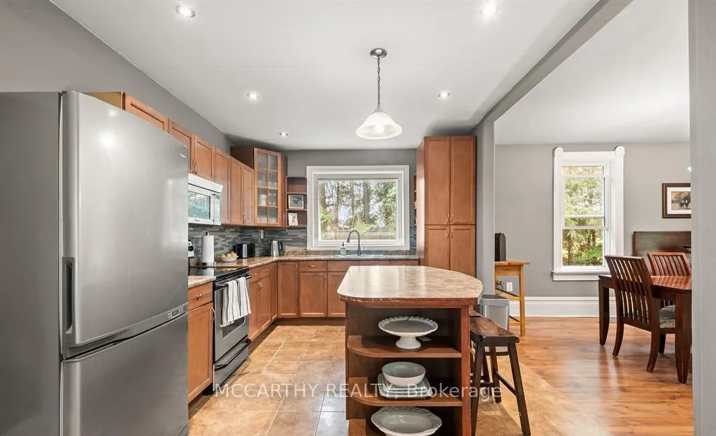 Photo 81 of 504204 89 Highway, Amaranth, Rural Amaranth — HOMEH